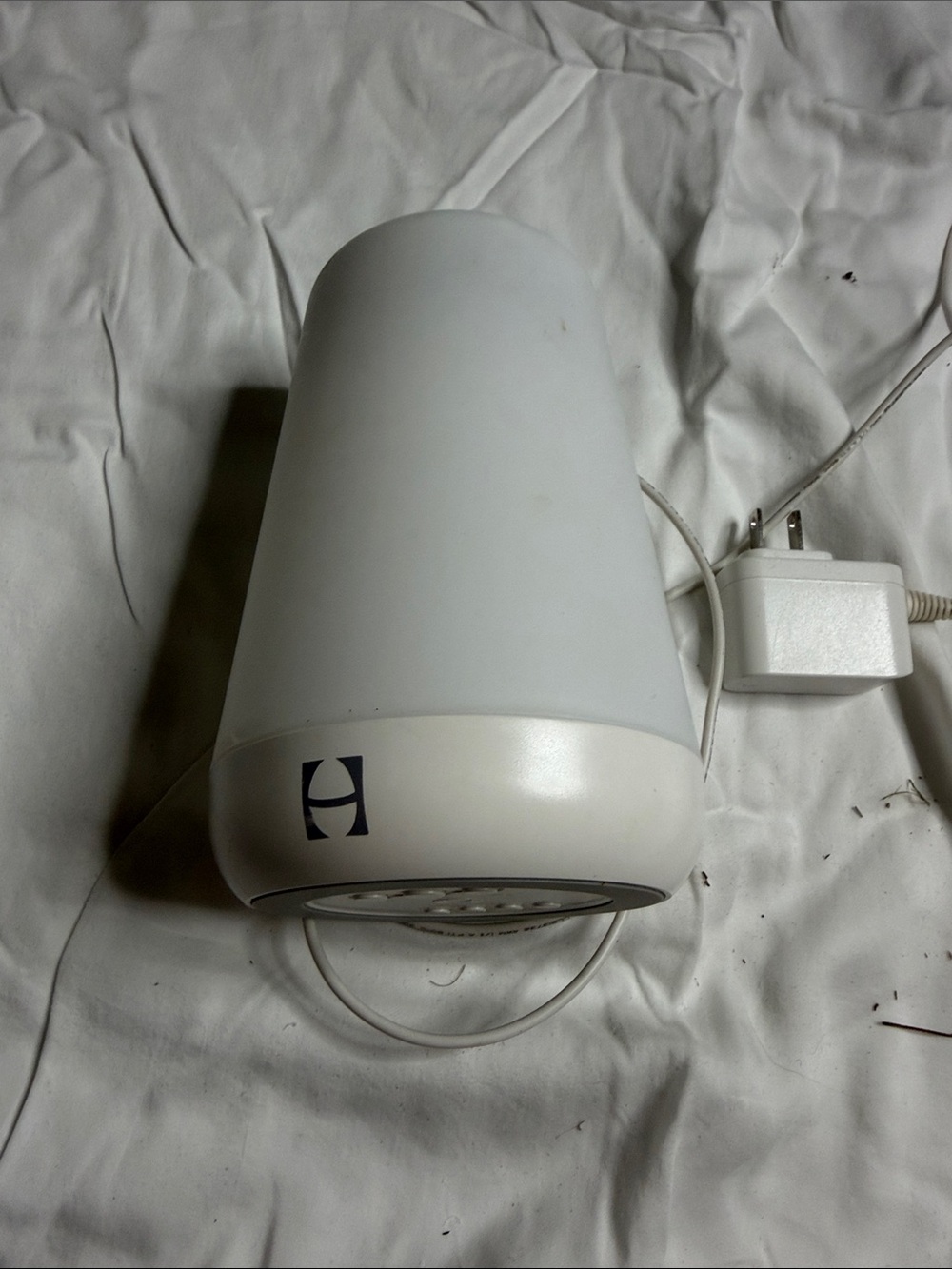 Hatch White Tabletop Night Light and Sound Lamp. Works well, just outgrown